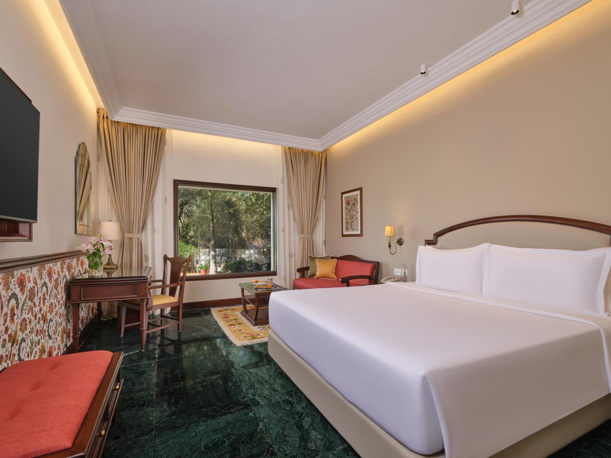 The Ummed Ahmedabad Airport Hotel Exterior photo