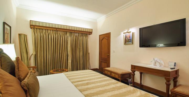 The Ummed Ahmedabad Airport Hotel Exterior photo
